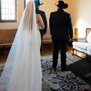 Elegant White Wedding Veil